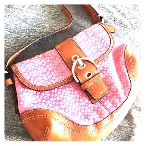 Cute coach pink signature satchel